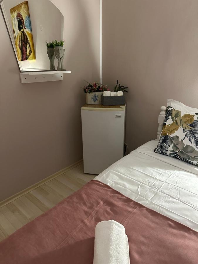 Guest House “Poli” Νεσέμπαρ Εξωτερικό φωτογραφία